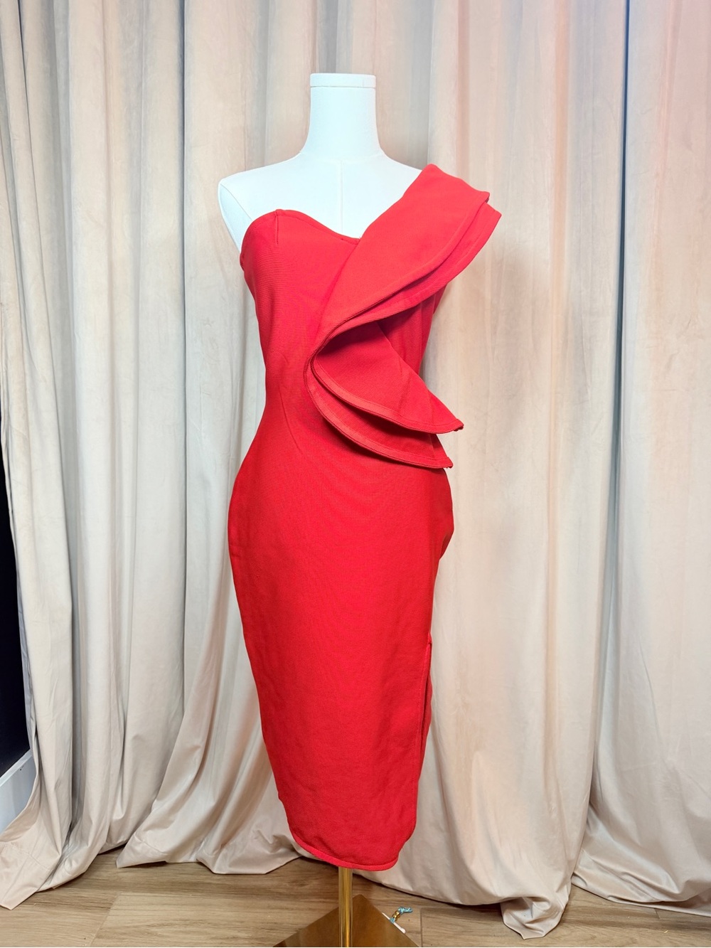 One-Shoulder Red Ruffle Midi Dress